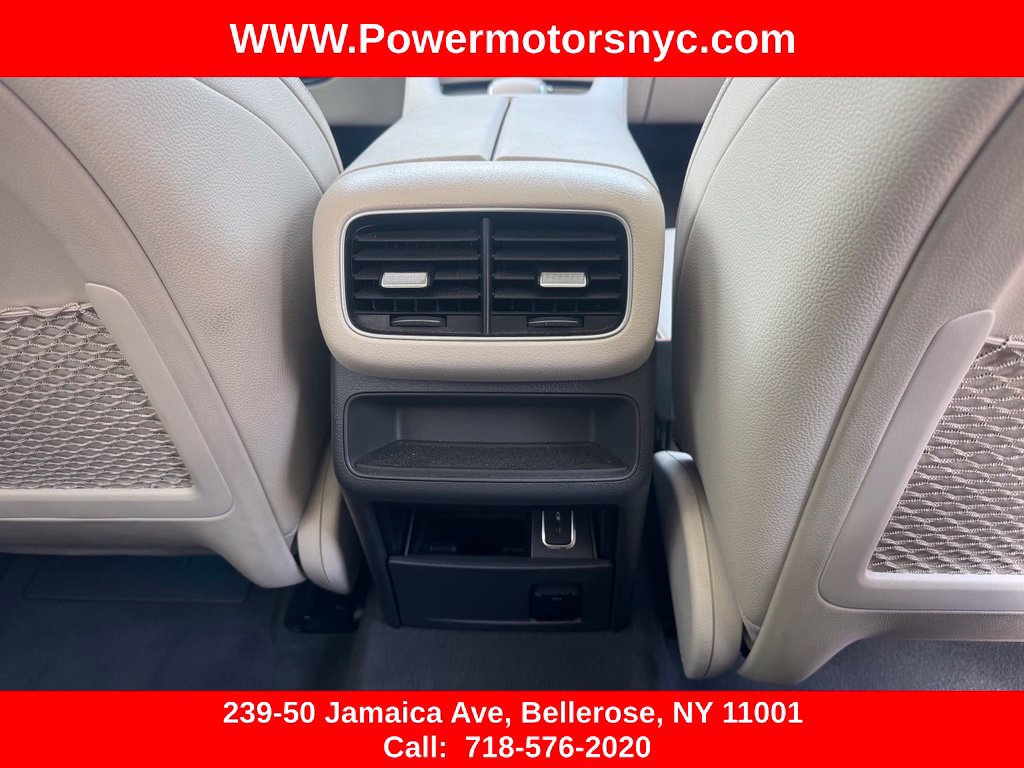 Used 2020 Mercedes-Benz GLE 350 4MATIC w/ Premium Package image 29