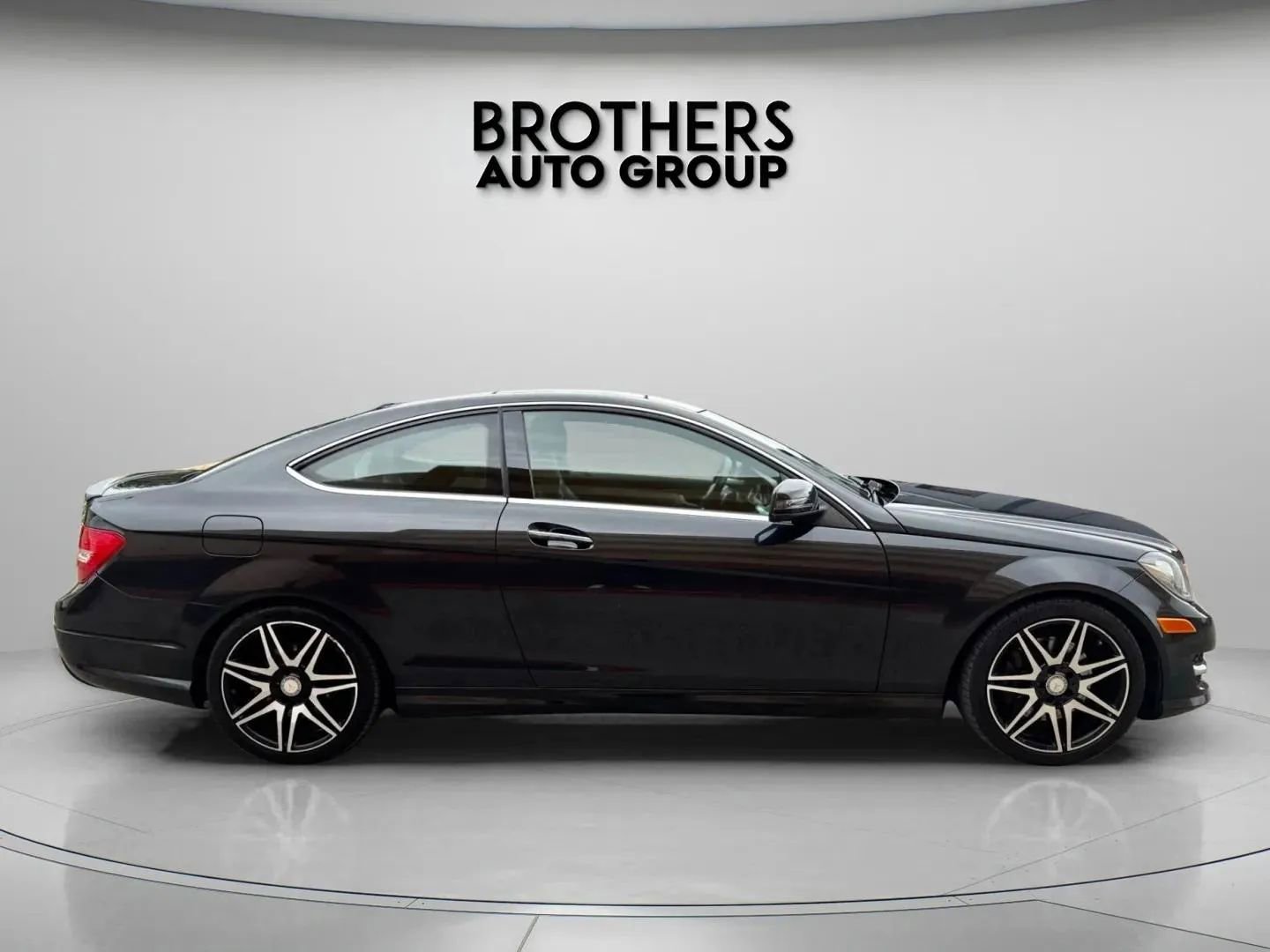 Used 2015 Mercedes-Benz C 350 4MATIC Coupe image 11