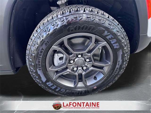 Used 2024 Jeep Grand Cherokee Trailhawk image 32