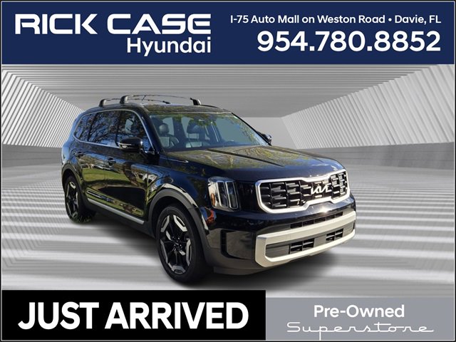 Used 2024 Kia Telluride S w/ S Sunroof Package