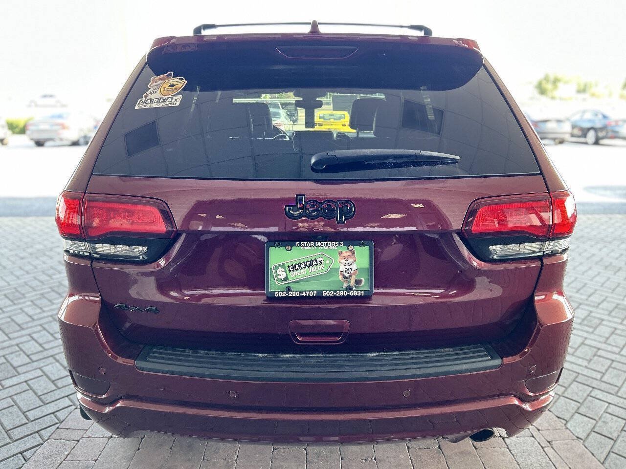 Used 2019 Jeep Grand Cherokee Altitude AWD/4WD image 13