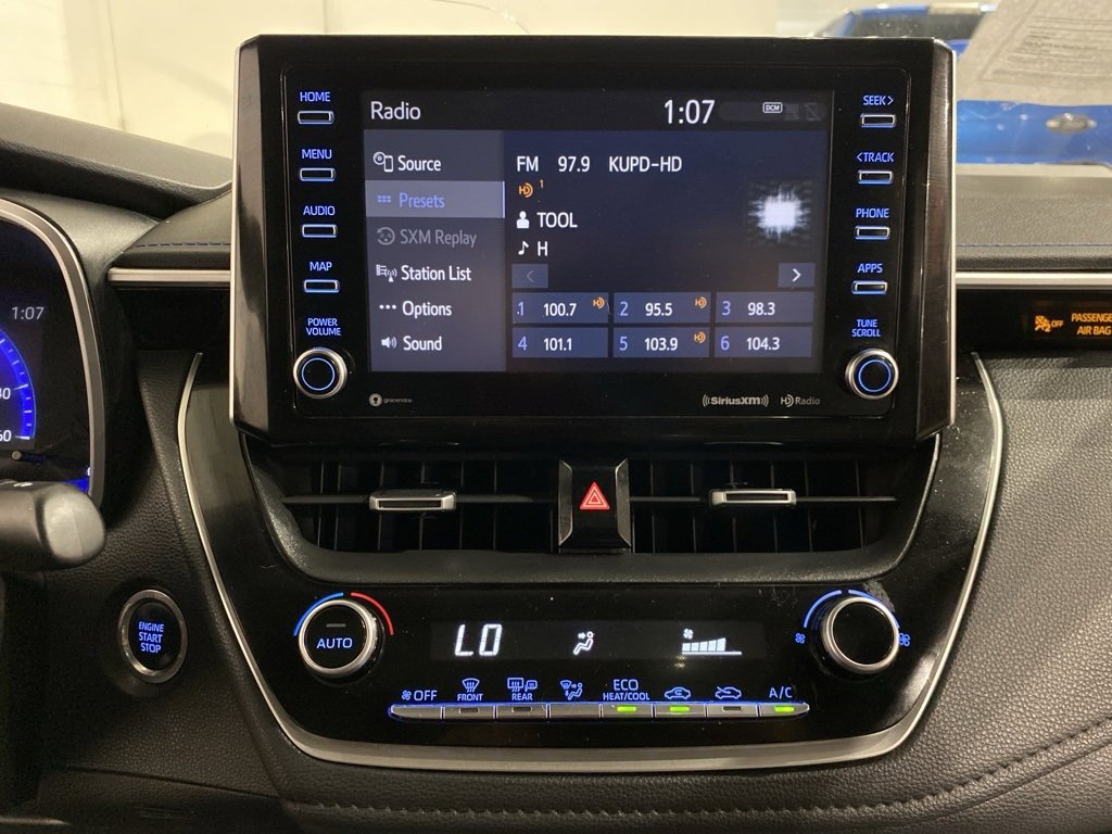 Used 2020 Toyota Corolla XSE image 13