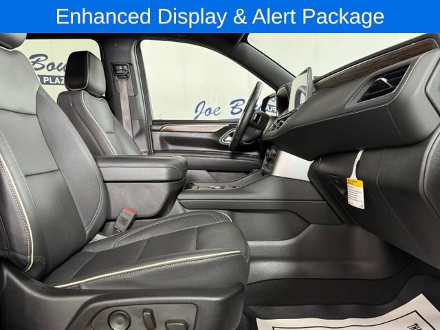 Used 2024 Chevrolet Suburban Premier AWD/4WD image 16