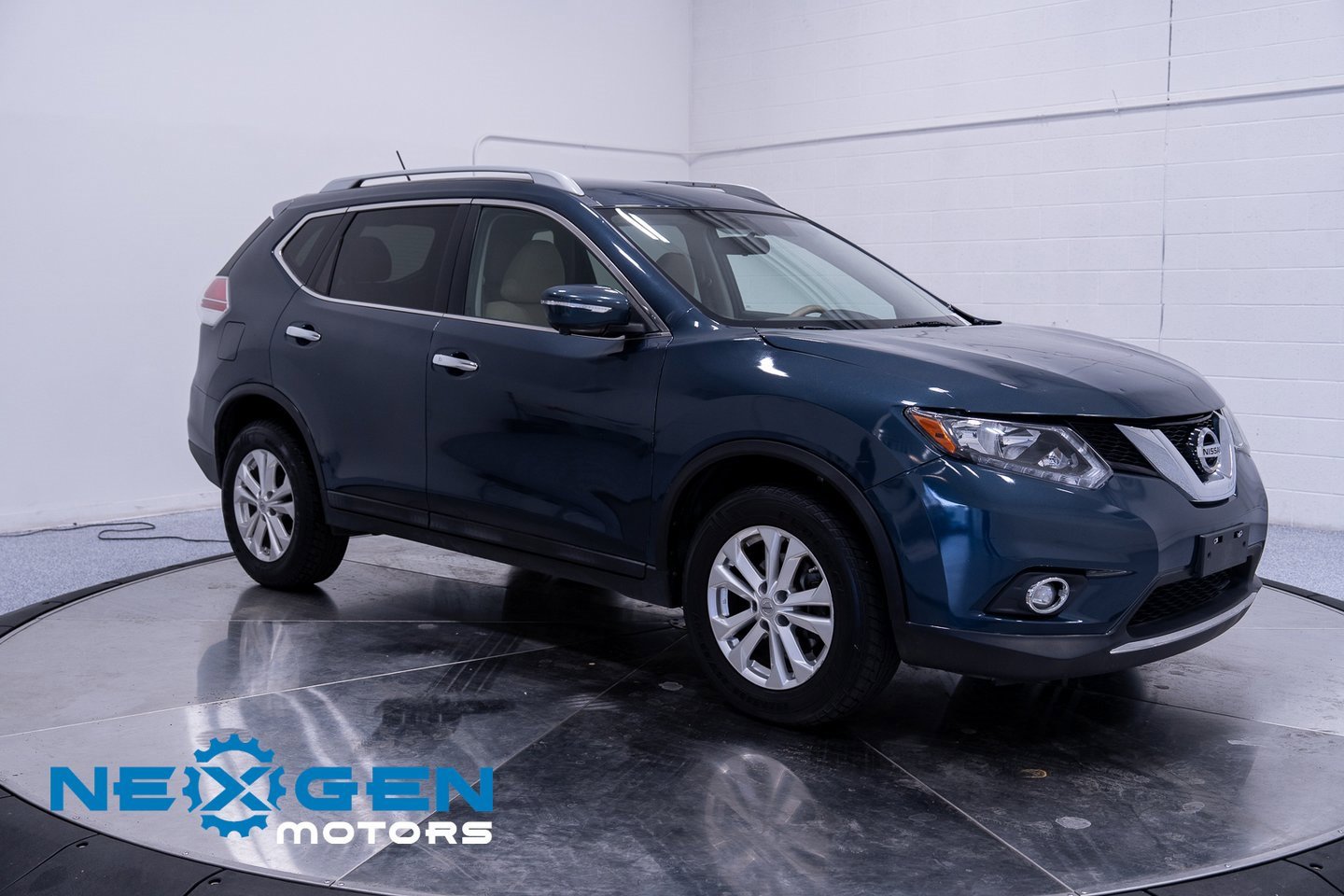 Used 2015 Nissan Rogue SV w/ SV Premium Package