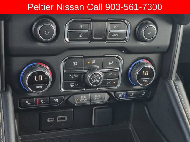 Used 2024 Chevrolet Suburban Premier RWD image 45