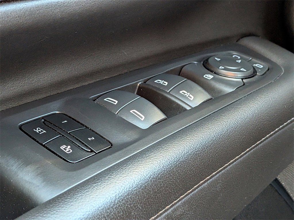 Used 2024 Chevrolet Tahoe LT image 25