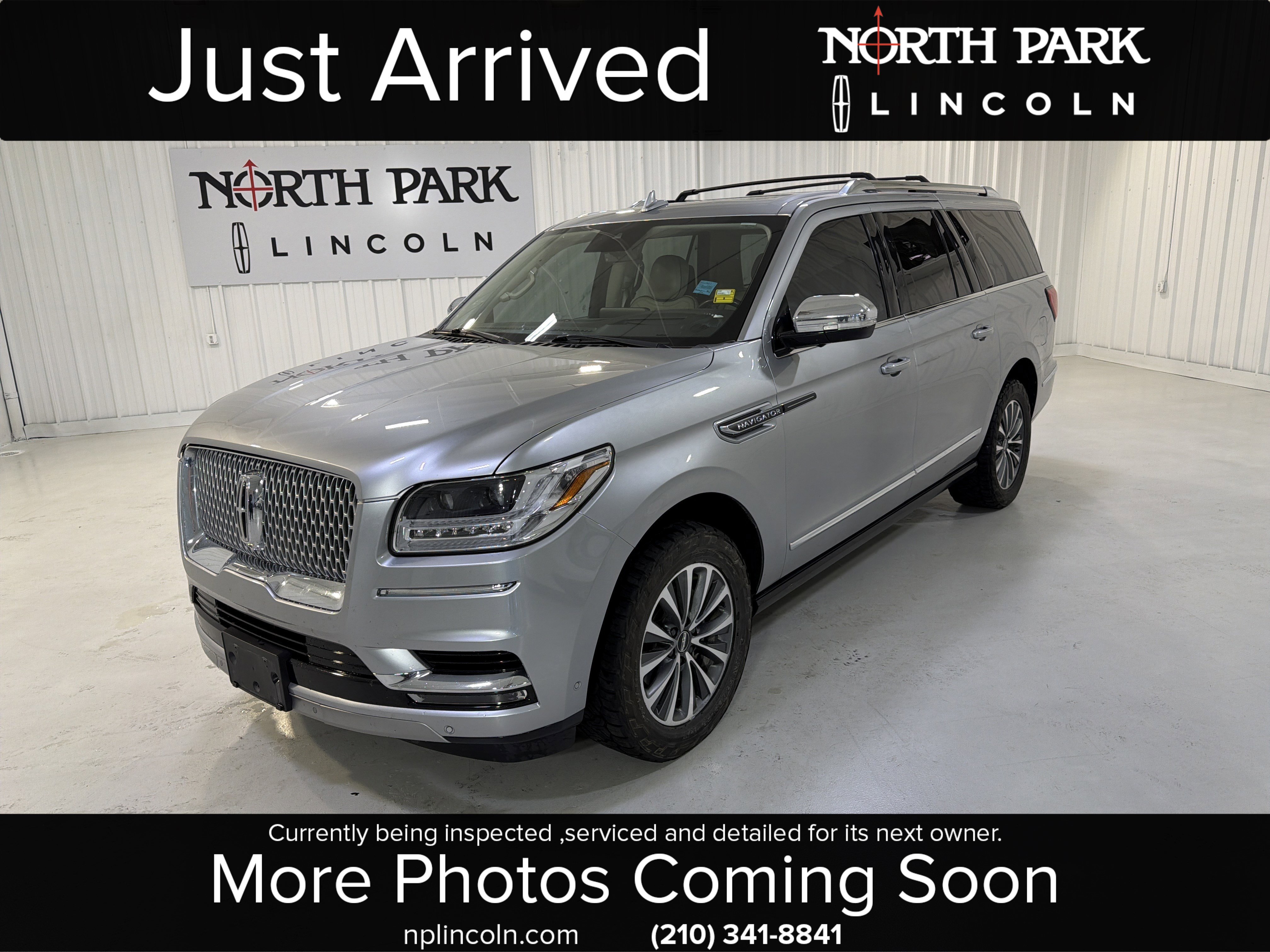 Used 2021 Lincoln Navigator L Black Label w/ Cargo Convenience Package image 1