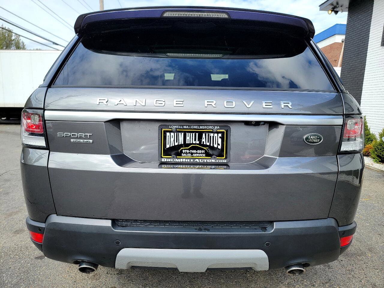 Used 2017 Land Rover Range Rover Sport HSE image 4