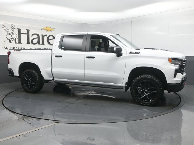 New 2026 Chevrolet Silverado 1500 LT Trail Boss w/ LT Trail Boss Premium Package AWD/4WD image 1