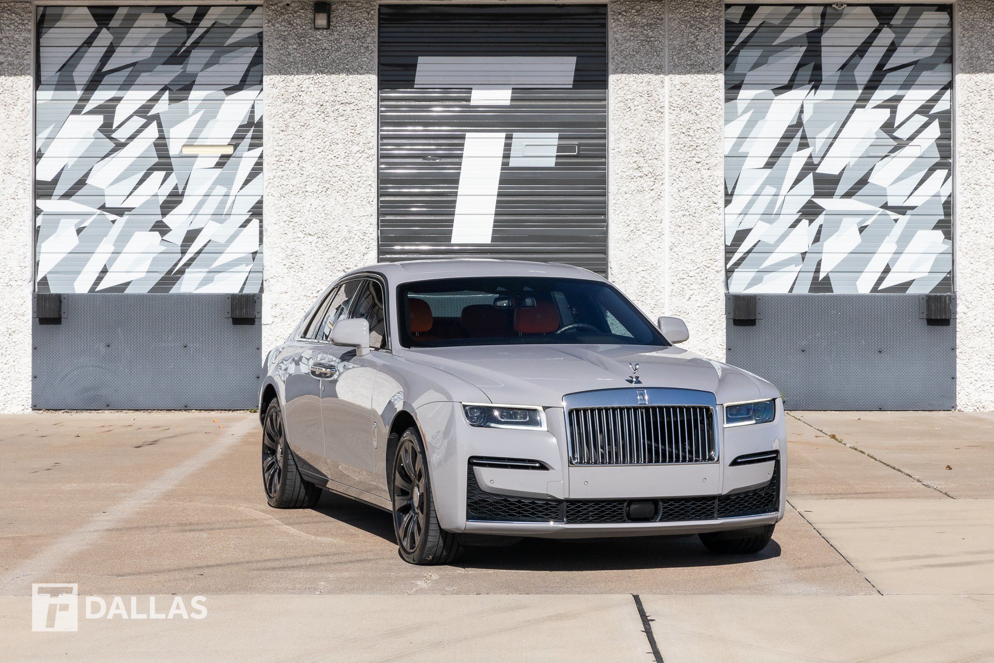 Used 2024 Rolls-Royce Ghost AWD/4WD image 2