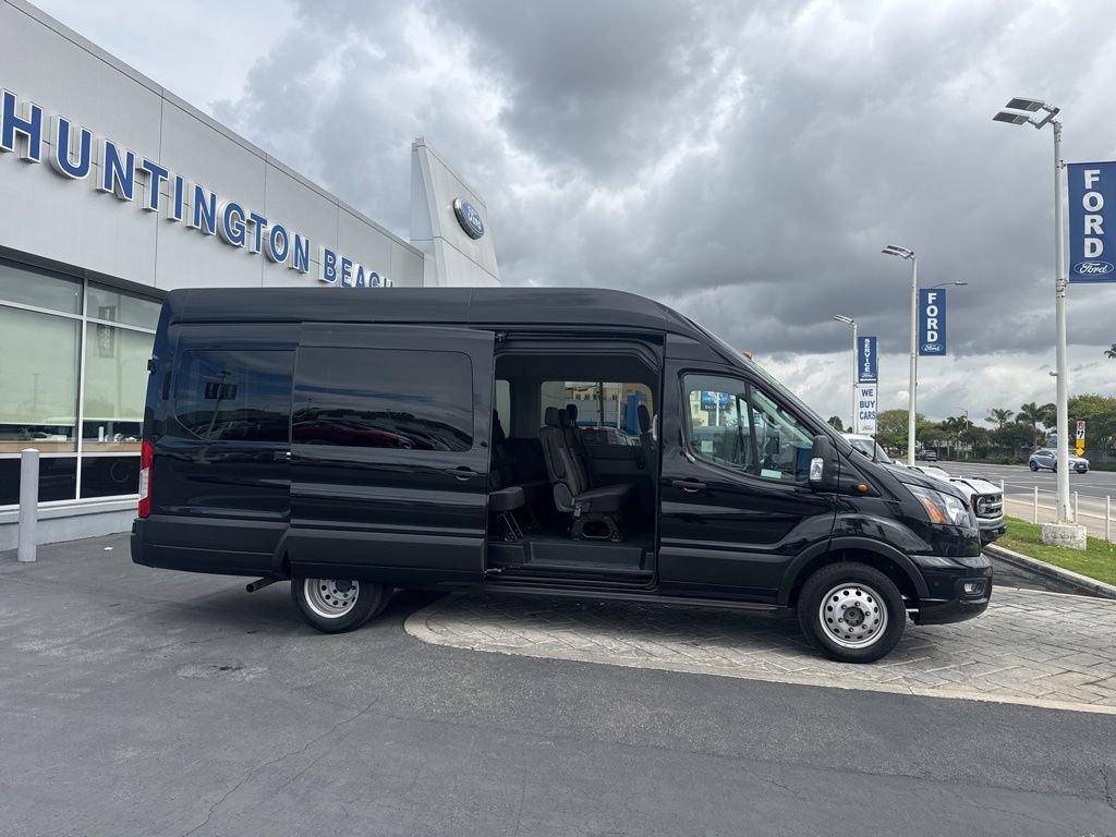 Used 2025 Ford Transit 350 XLT RWD image 6