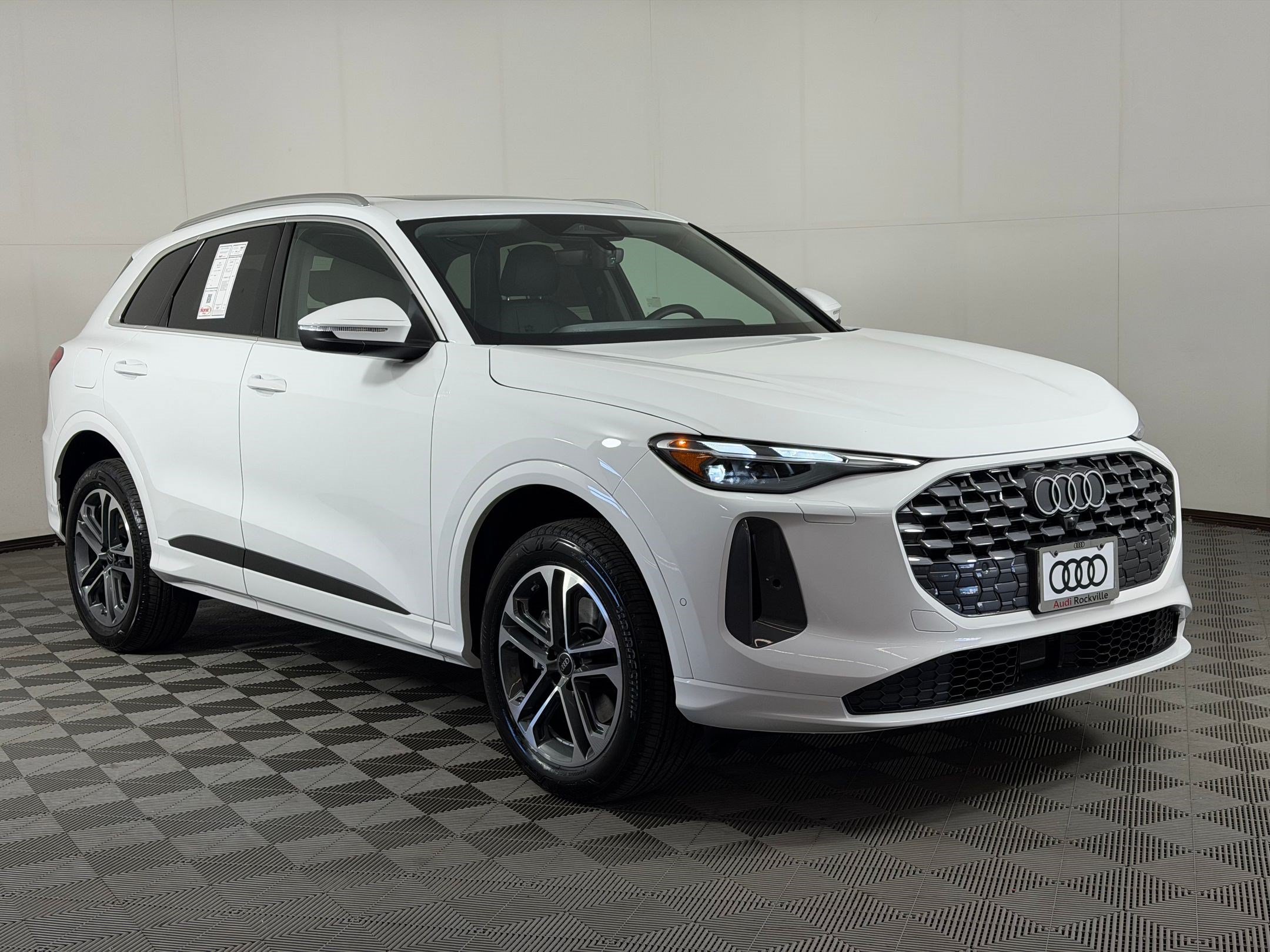New 2026 Audi Q5 Premium AWD/4WD image 7
