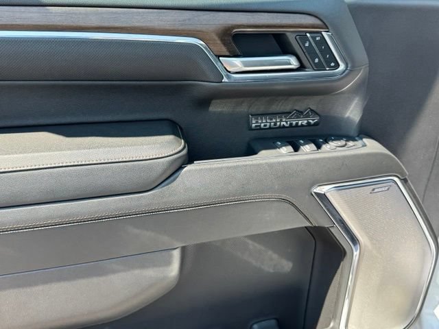 Certified 2024 Chevrolet Silverado 1500 High Country w/ High Country Premium Package AWD/4WD image 15