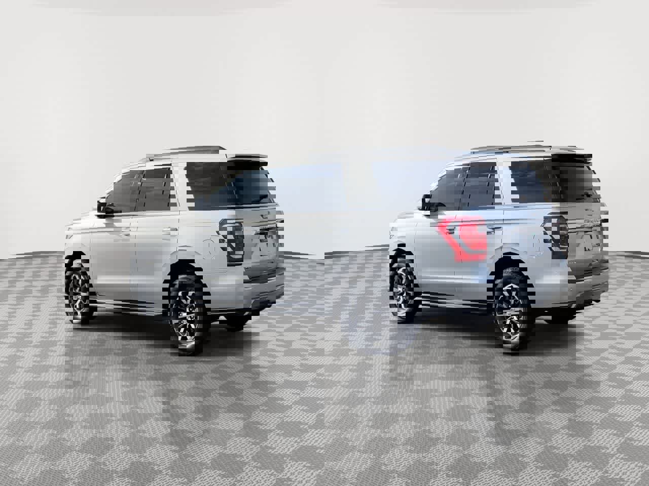 Used 2019 Ford Expedition XLT image 6