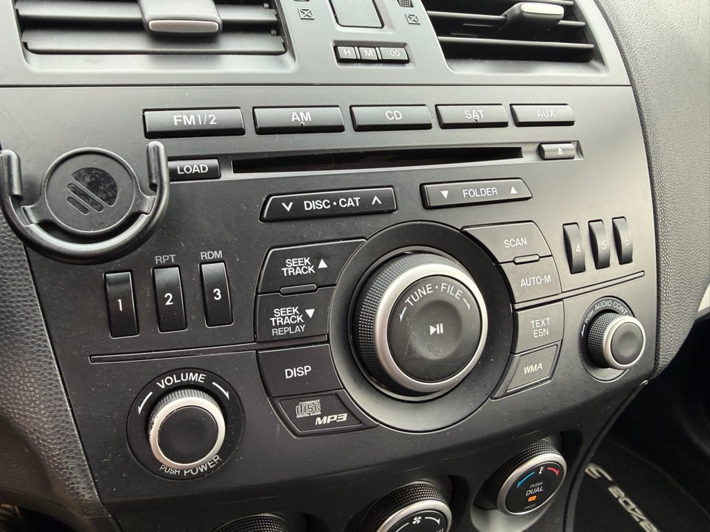 Used 2013 MAZDA MAZDA3 i Touring FWD image 14
