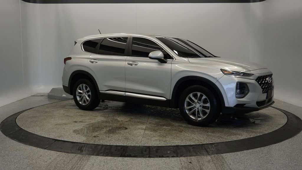 Used 2019 Hyundai Santa Fe SE image 14