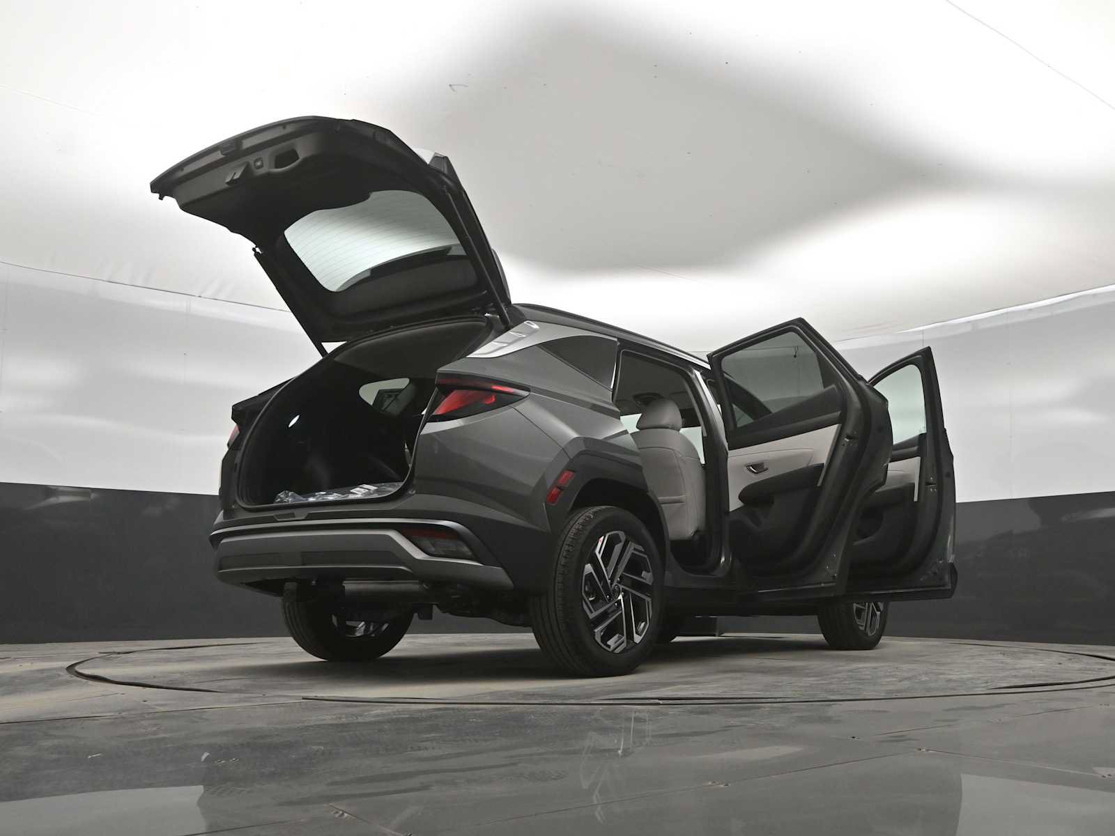 New 2026 Hyundai Tucson SEL Plus w/ Tow & Go Package AWD/4WD image 46