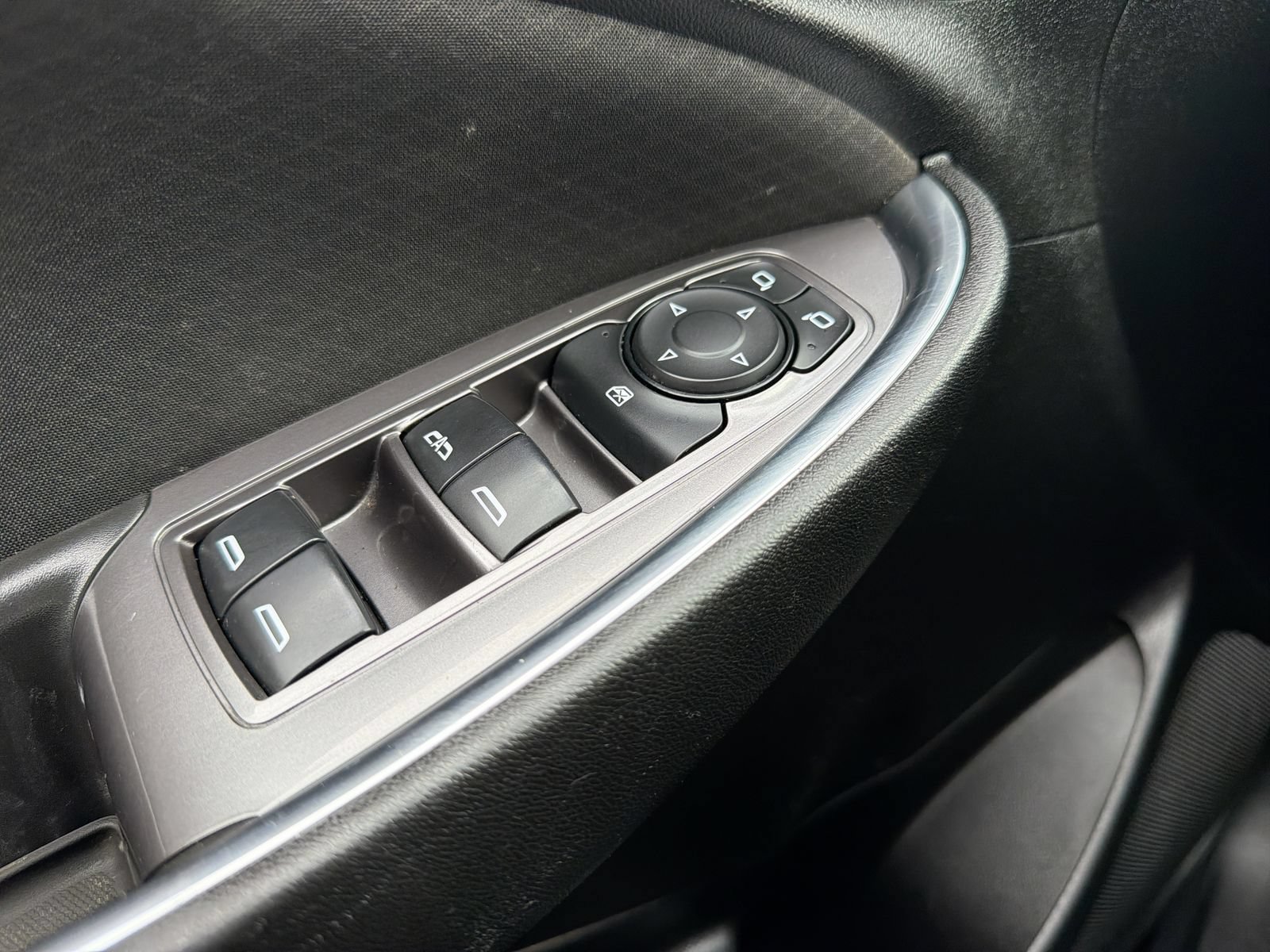 Used 2020 Chevrolet Malibu LT FWD image 20