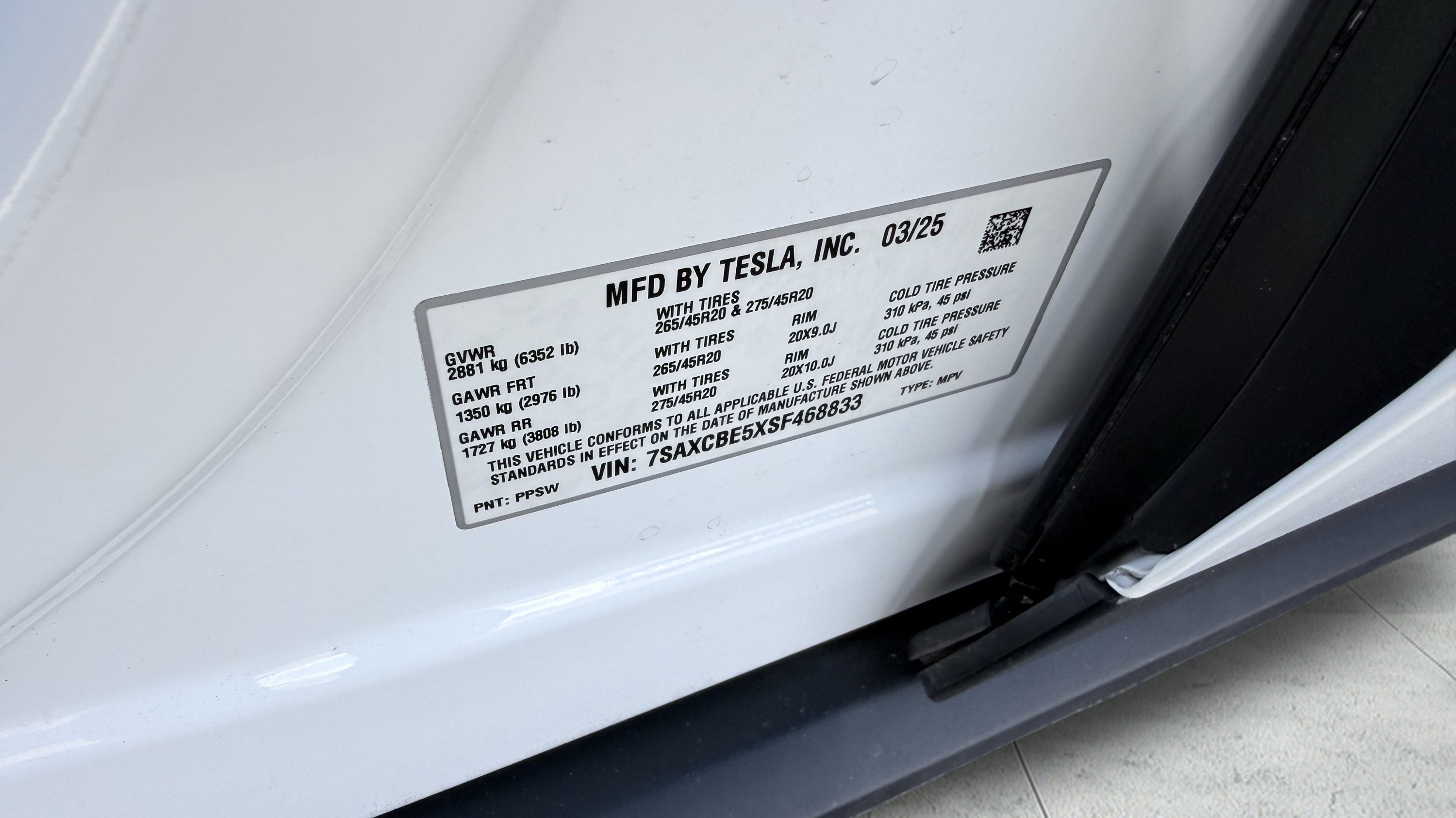 Used 2025 Tesla Model X AWD/4WD image 27