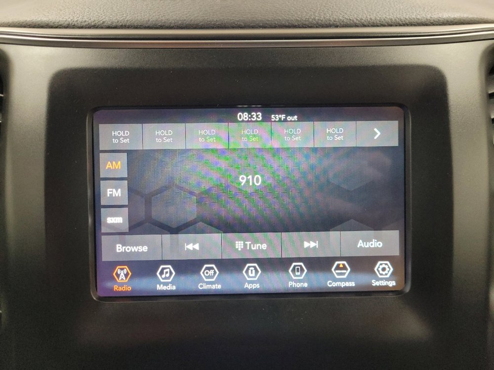 Used 2019 Jeep Cherokee Latitude Plus AWD/4WD image 25