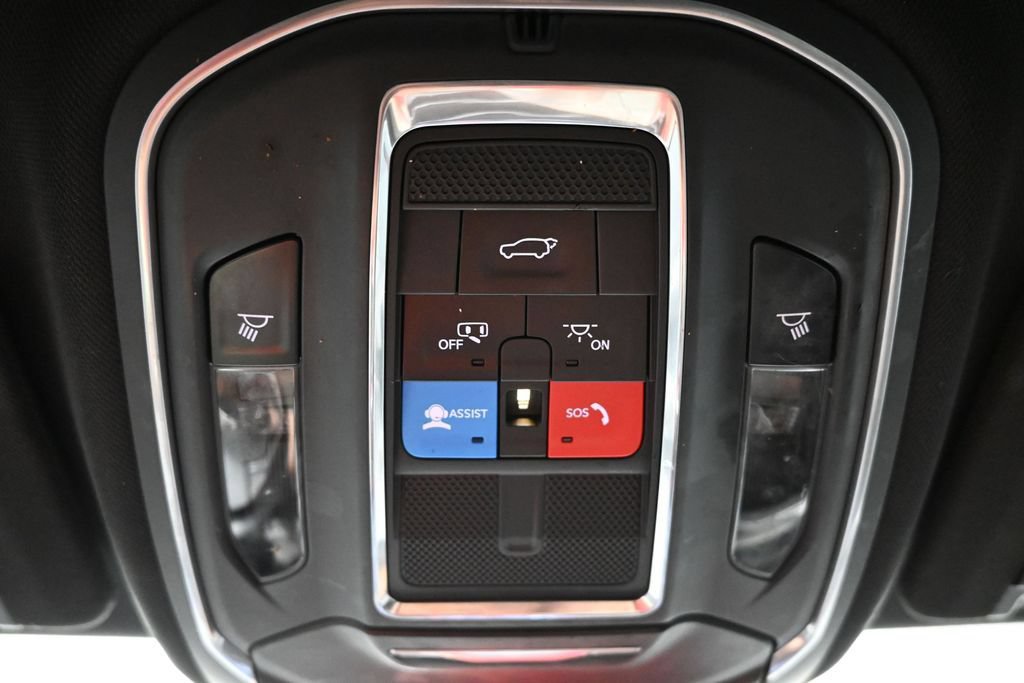 Used 2022 Jeep Grand Cherokee L Laredo AWD/4WD image 11