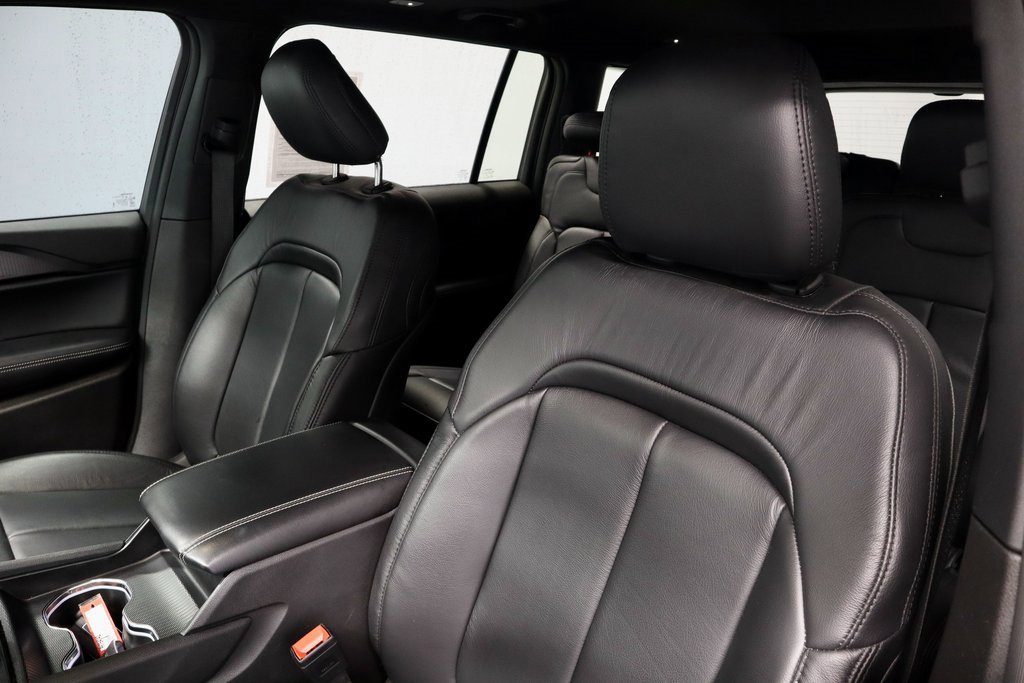 Used 2025 Jeep Grand Cherokee L Laredo w/ Luxury Tech Group I image 29