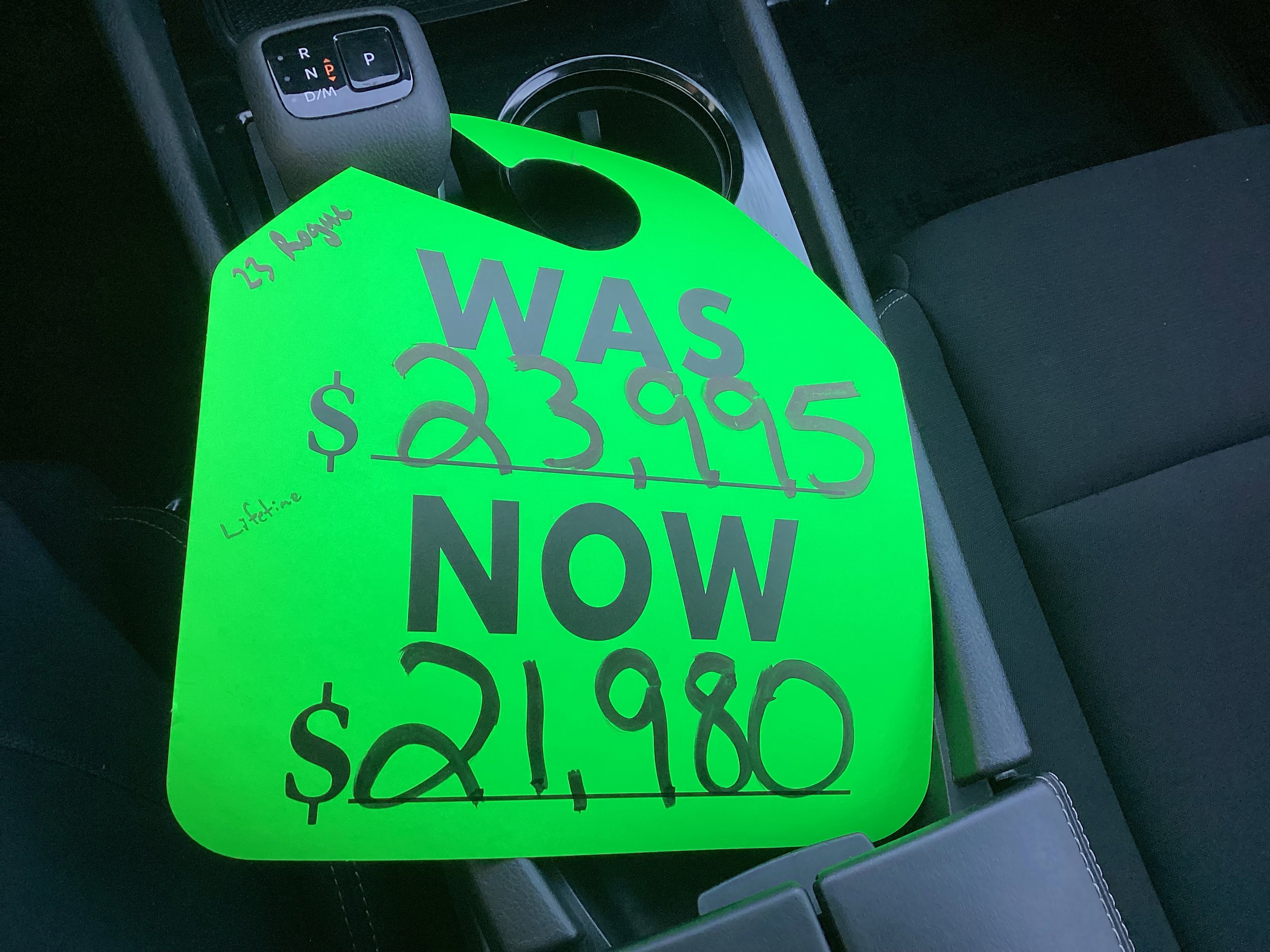 Used 2023 Nissan Rogue S image 41