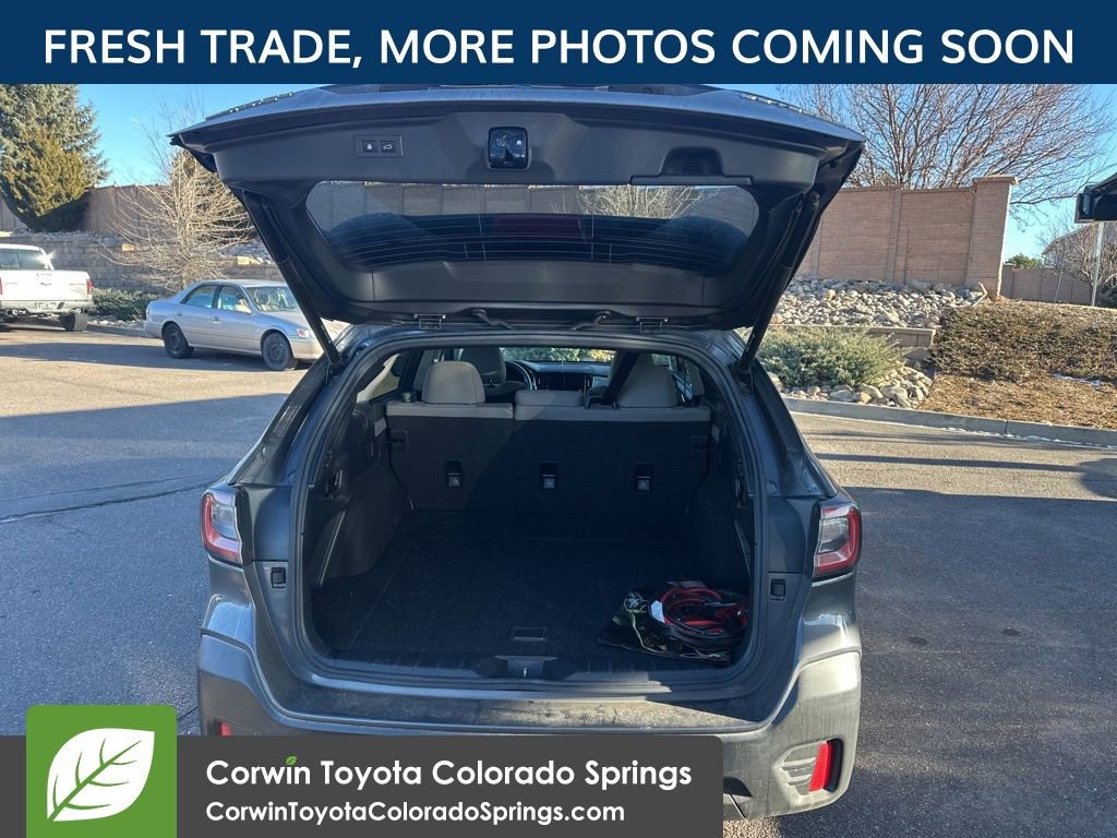 Used 2020 Subaru Outback Premium image 8