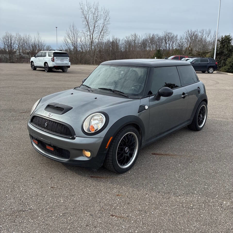Used 2009 MINI Cooper S FWD image 2