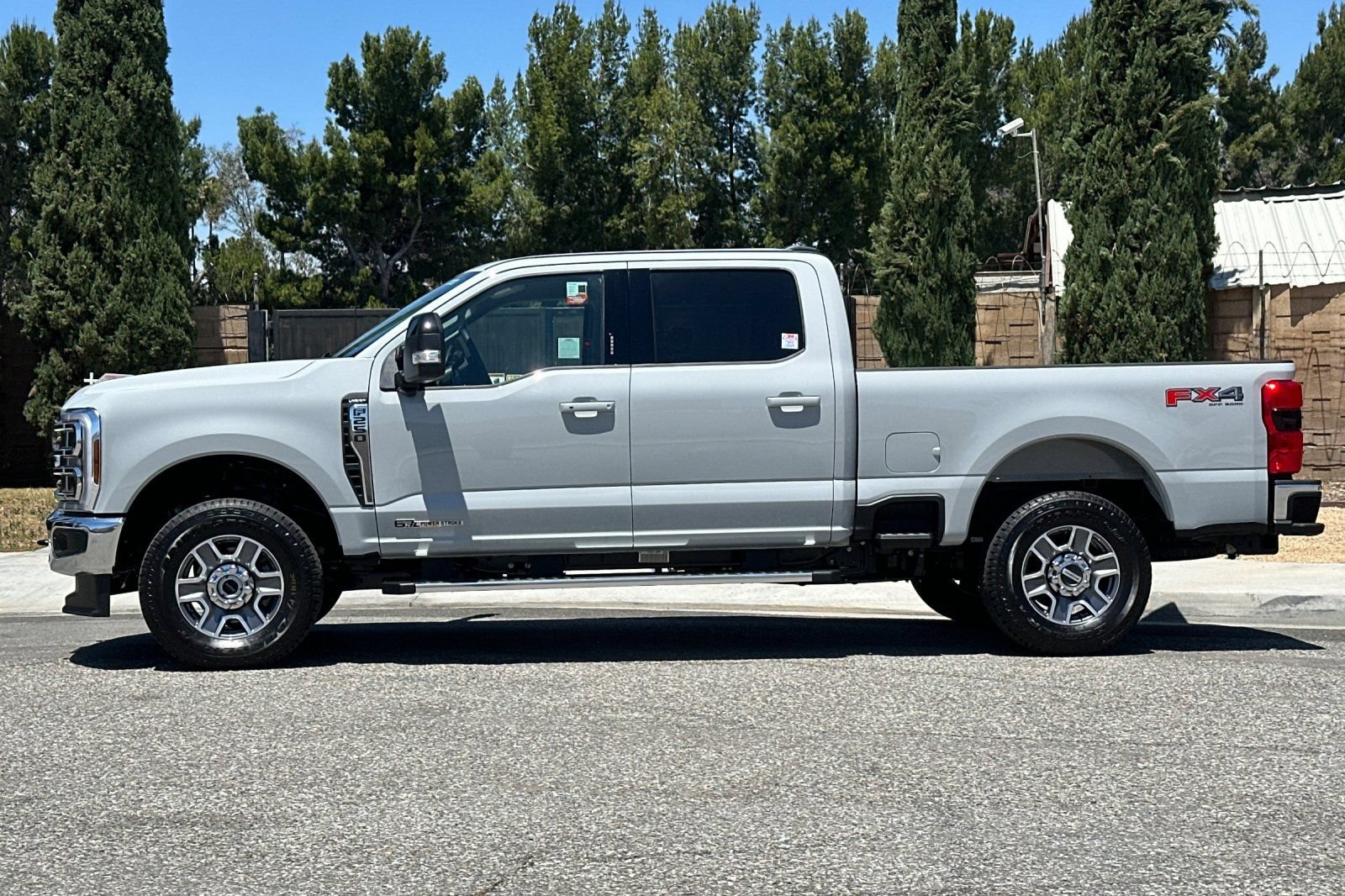 New 2026 Ford F250 Lariat w/ FX4 Off-Road Package AWD/4WD image 7