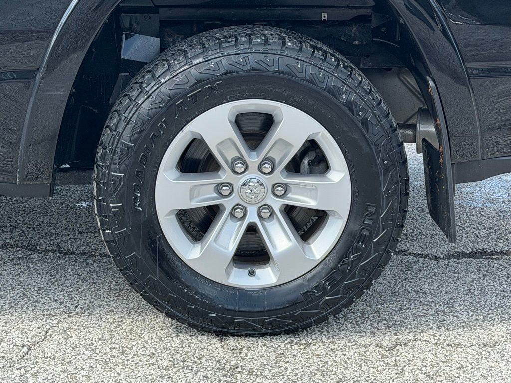 Used 2022 RAM 1500 Laramie AWD/4WD image 13