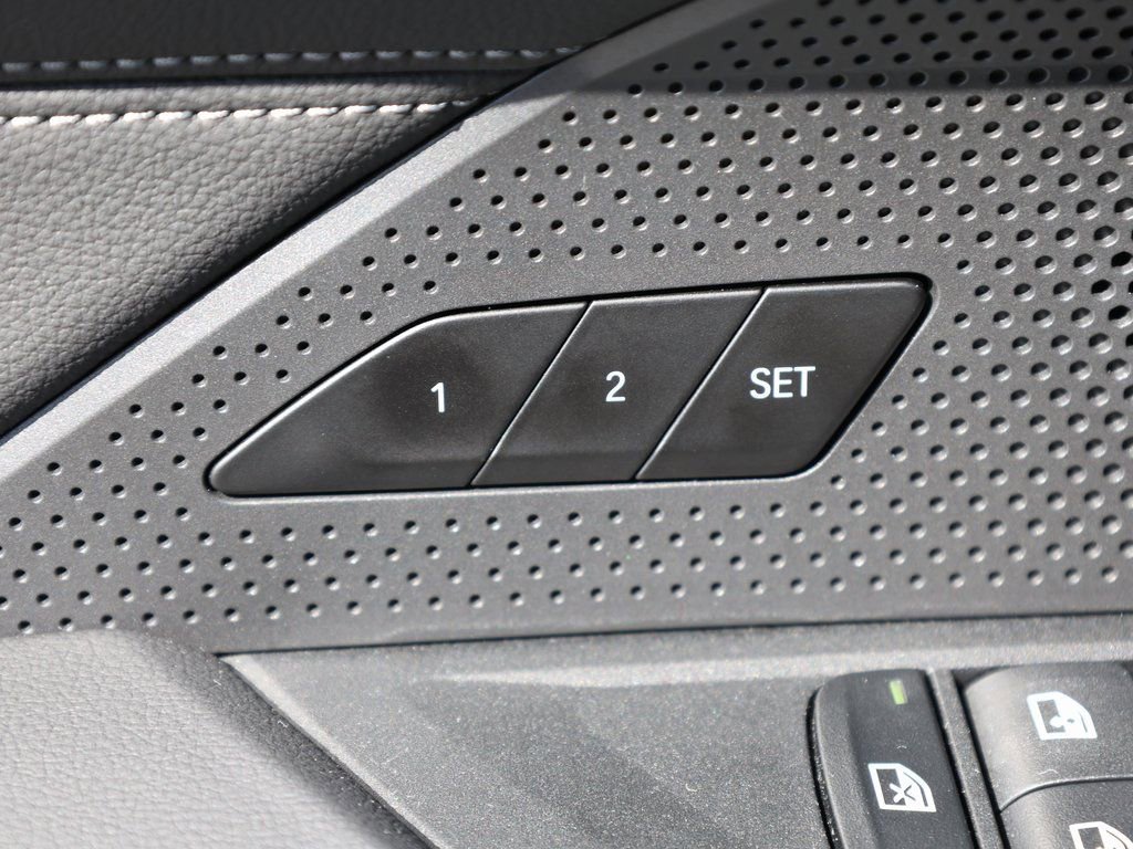 Used 2025 BMW i4 eDrive40 w/ M Sport Package image 12