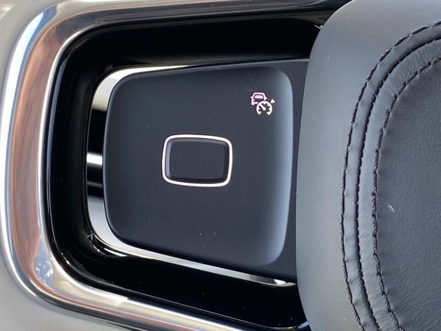 New 2026 Lincoln Navigator L Reserve AWD/4WD image 16