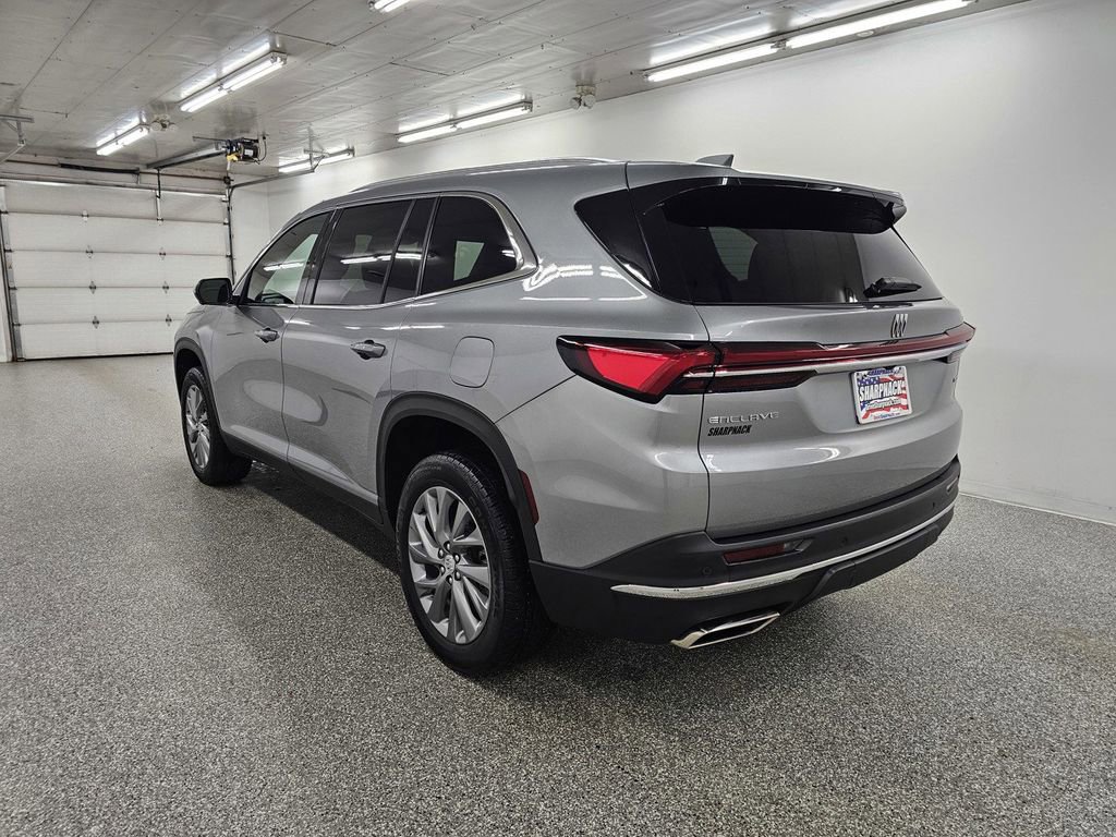 Used 2025 Buick Enclave Preferred image 6