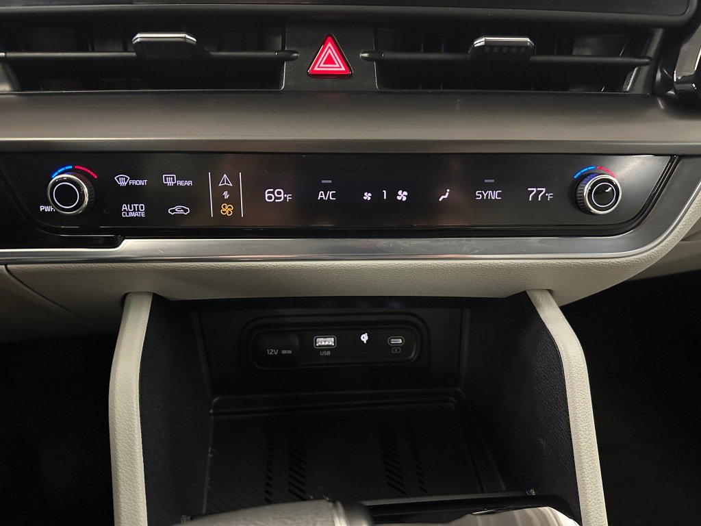 Used 2023 Kia Sportage EX image 15