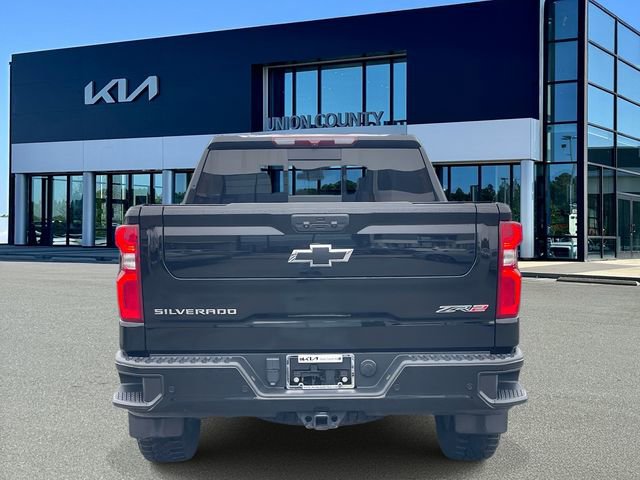 Used 2023 Chevrolet Silverado 1500 ZR2 image 11