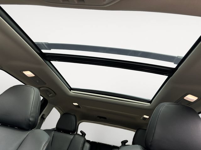 Certified 2025 Subaru Ascent Bronze Edition AWD/4WD image 12