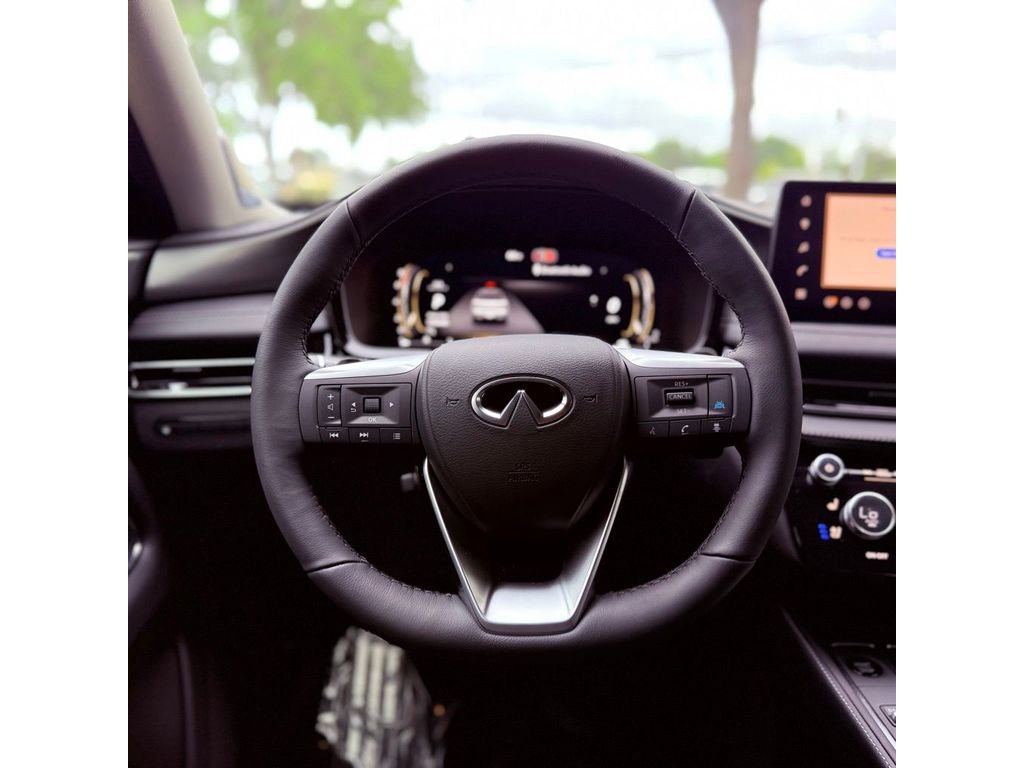 New 2026 INFINITI QX60 Luxe w/ Cargo Package FWD image 16