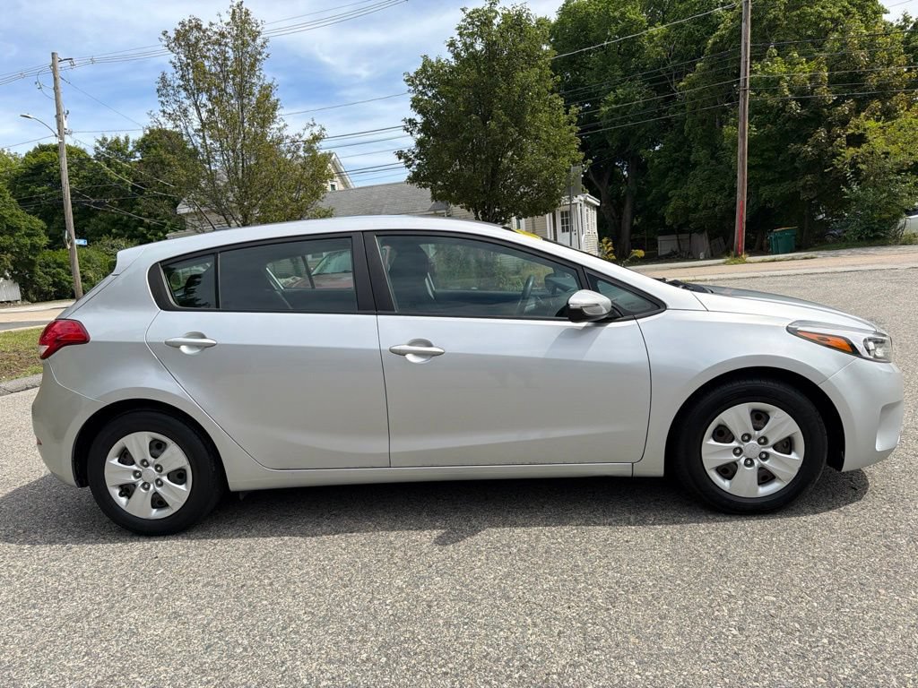 Used 2017 Kia Forte LX FWD image 7