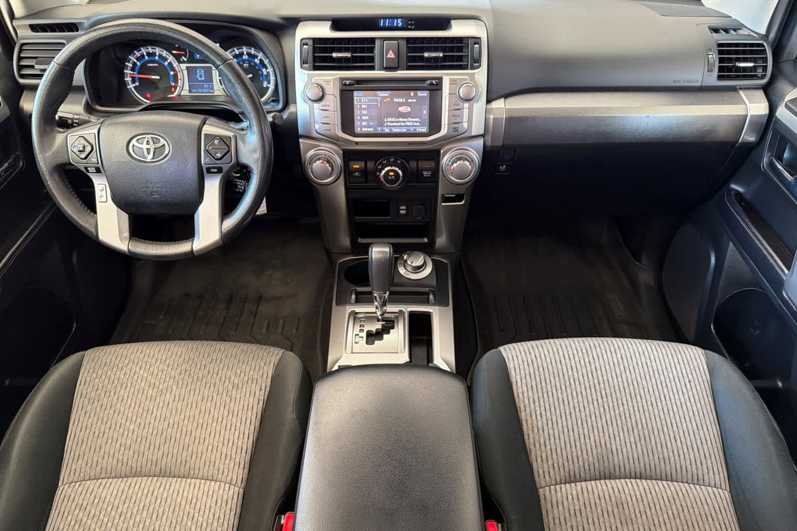 Used 2019 Toyota 4Runner SR5 AWD/4WD image 3