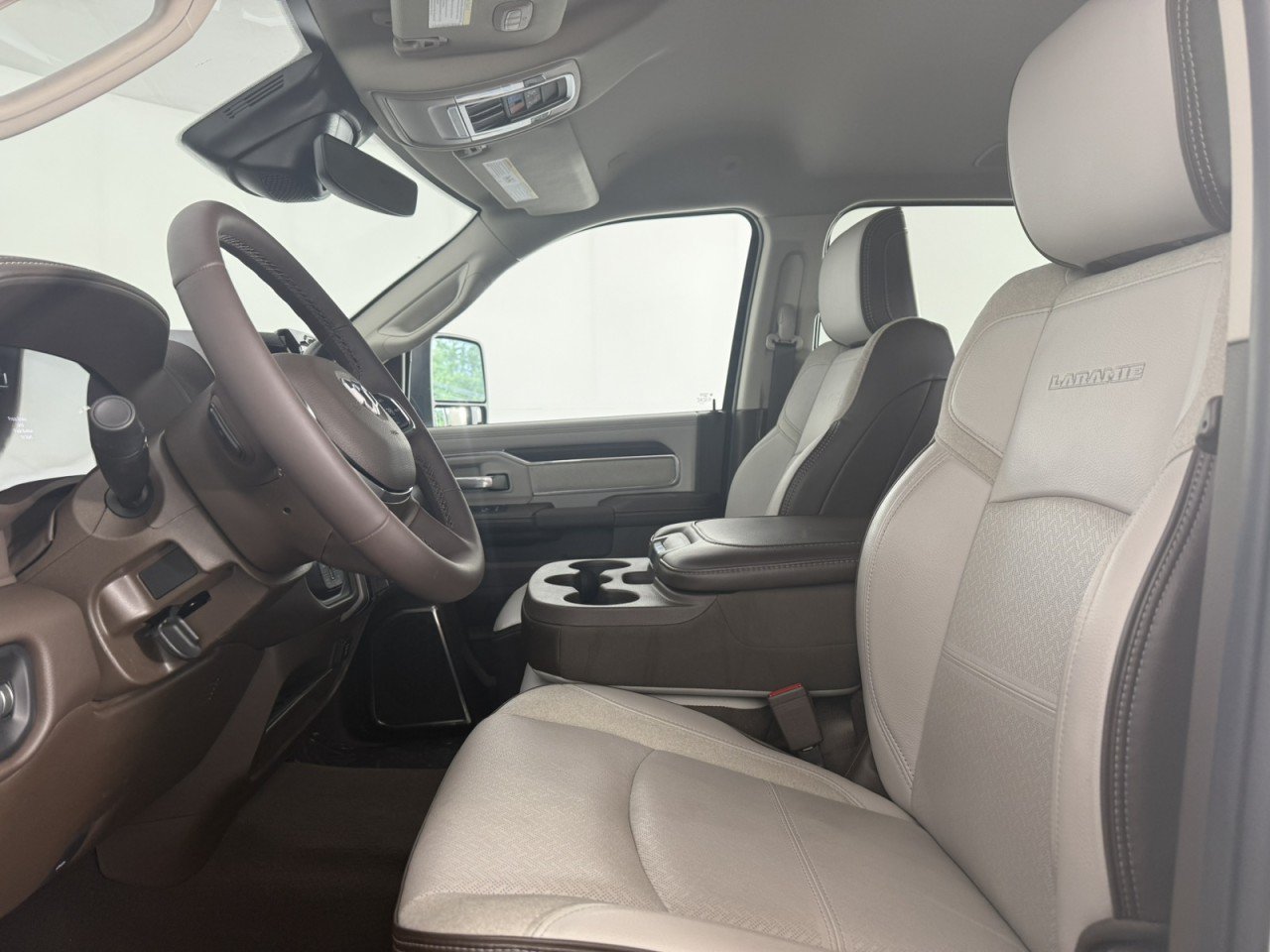 Used 2026 RAM 2500 Laramie AWD/4WD image 14