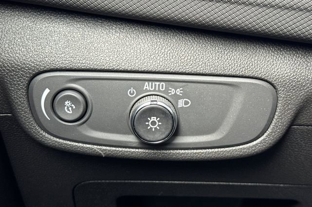 Used 2026 Chevrolet TrailBlazer LS w/ LS Convenience Package image 39