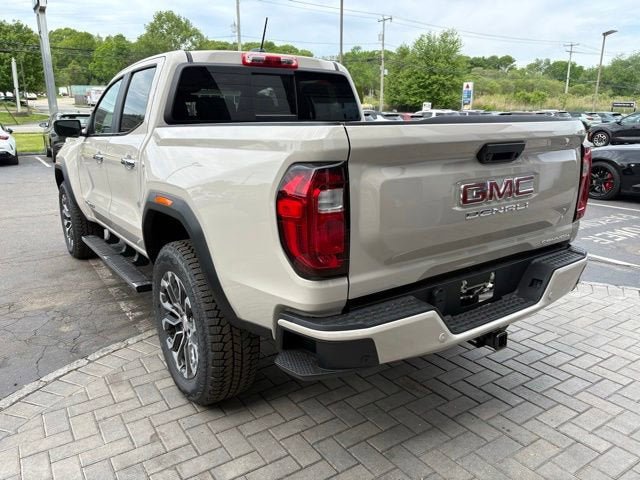 New 2026 GMC Canyon Denali AWD/4WD image 7