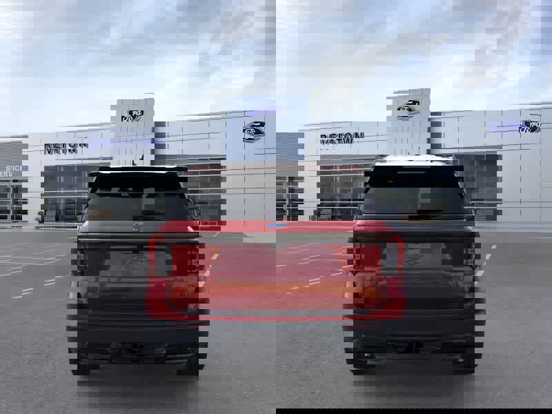 New 2026 Ford Explorer ST-Line w/ ST-Line Street Pack image 5