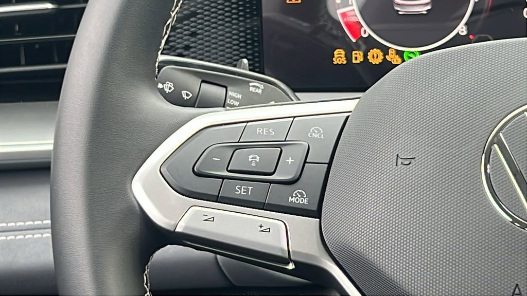 New 2026 Volkswagen Tiguan SE AWD/4WD image 21