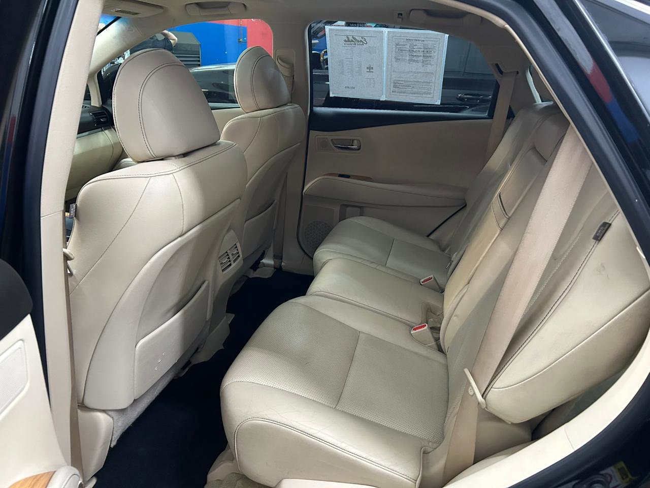 Used 2015 Lexus RX 450h AWD image 17