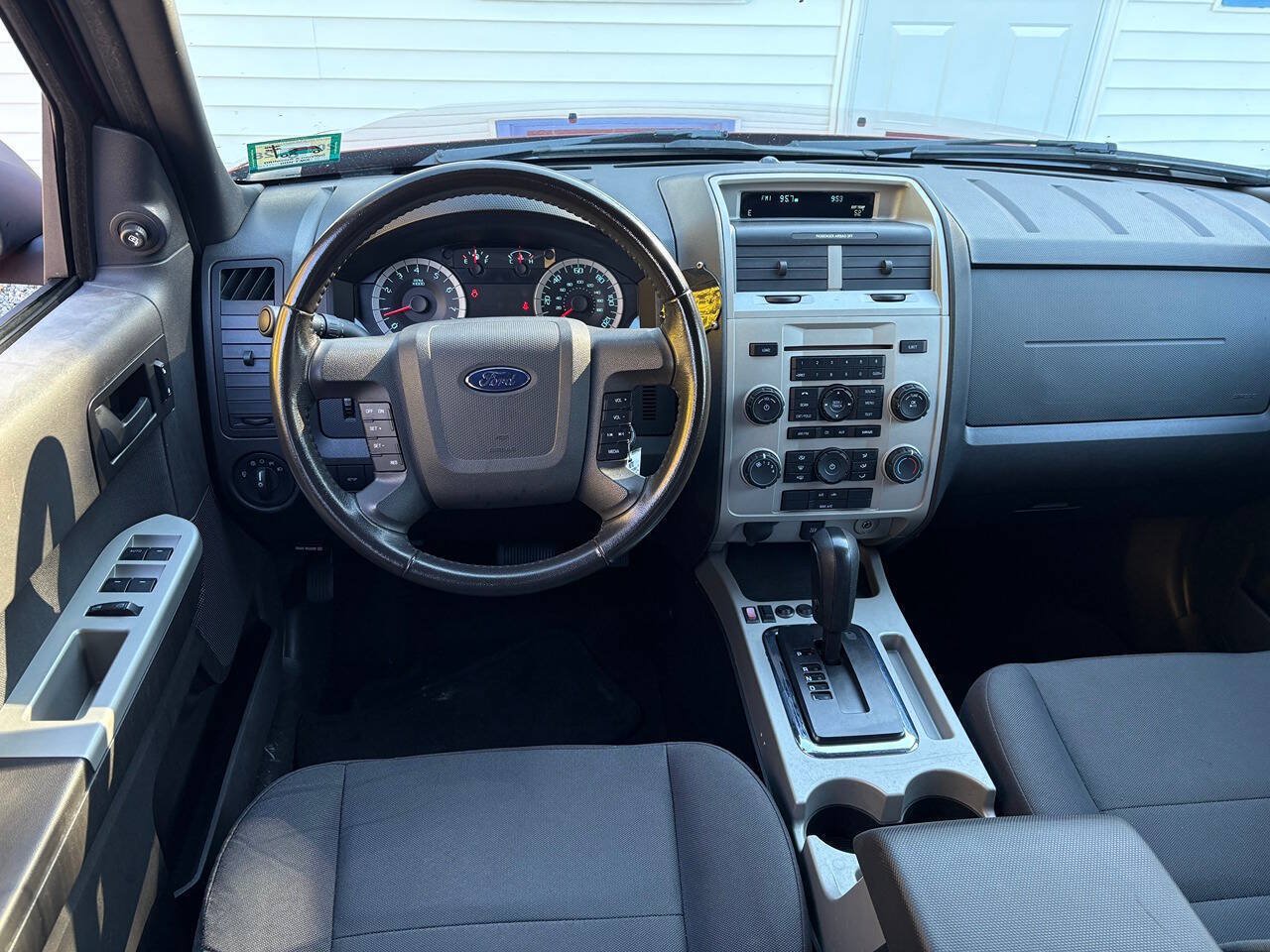Used 2012 Ford Escape XLT w/ Class II Trailer Tow Pkg AWD/4WD image 10