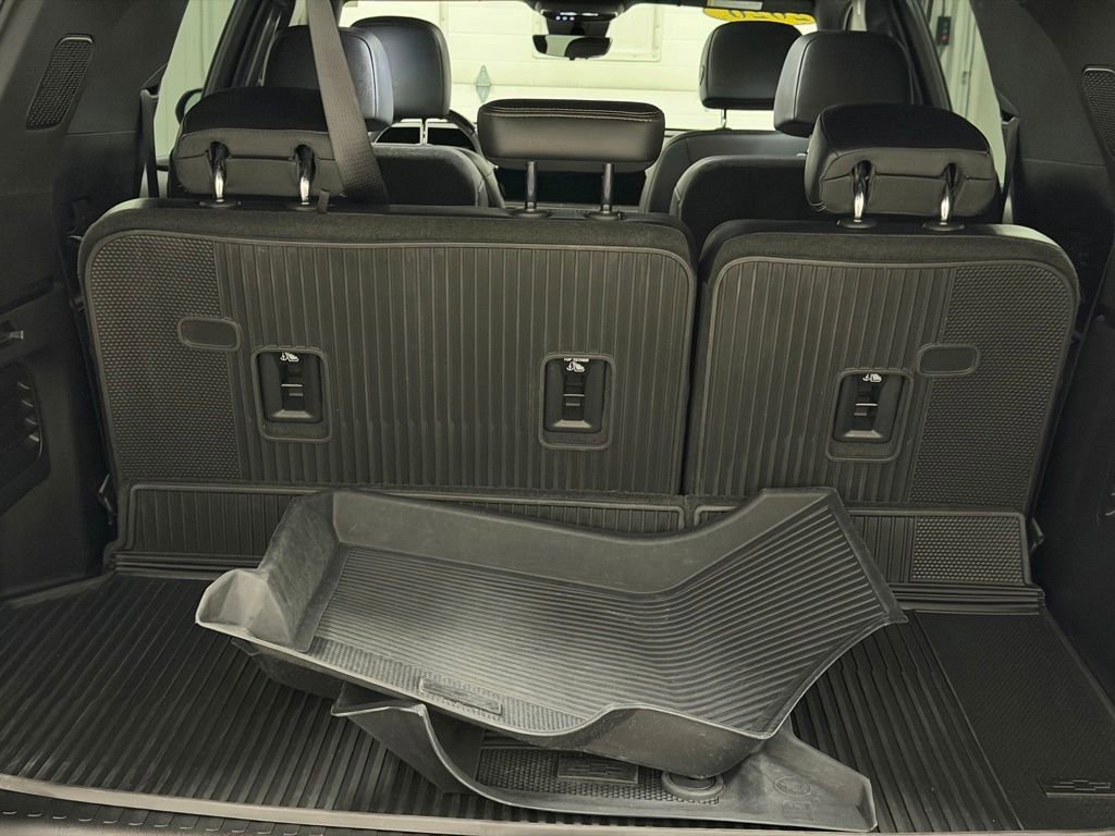 Certified 2026 Chevrolet Traverse High Country w/ LPO, Floor Liner Package AWD/4WD image 16