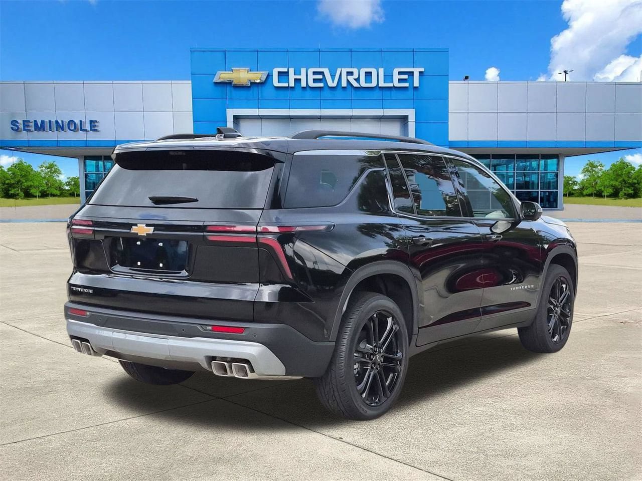 New 2026 Chevrolet Traverse LT w/ Enhanced Driving Package FWD image 4