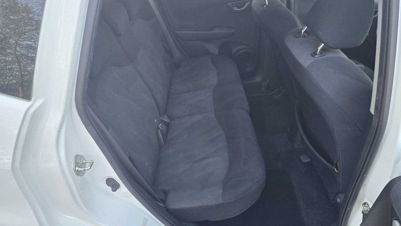 Used 2009 Honda Fit Sport image 29